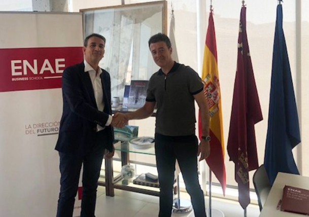 Firmamos acuerdo de colaboración con el Ayuntamiento de Blanca
