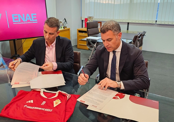 ENAE Business School y la Escuela de Negocios Real Murcia Firman Acuerdo de Colaboración para Programas Formativos en Deporte y Entretenimiento